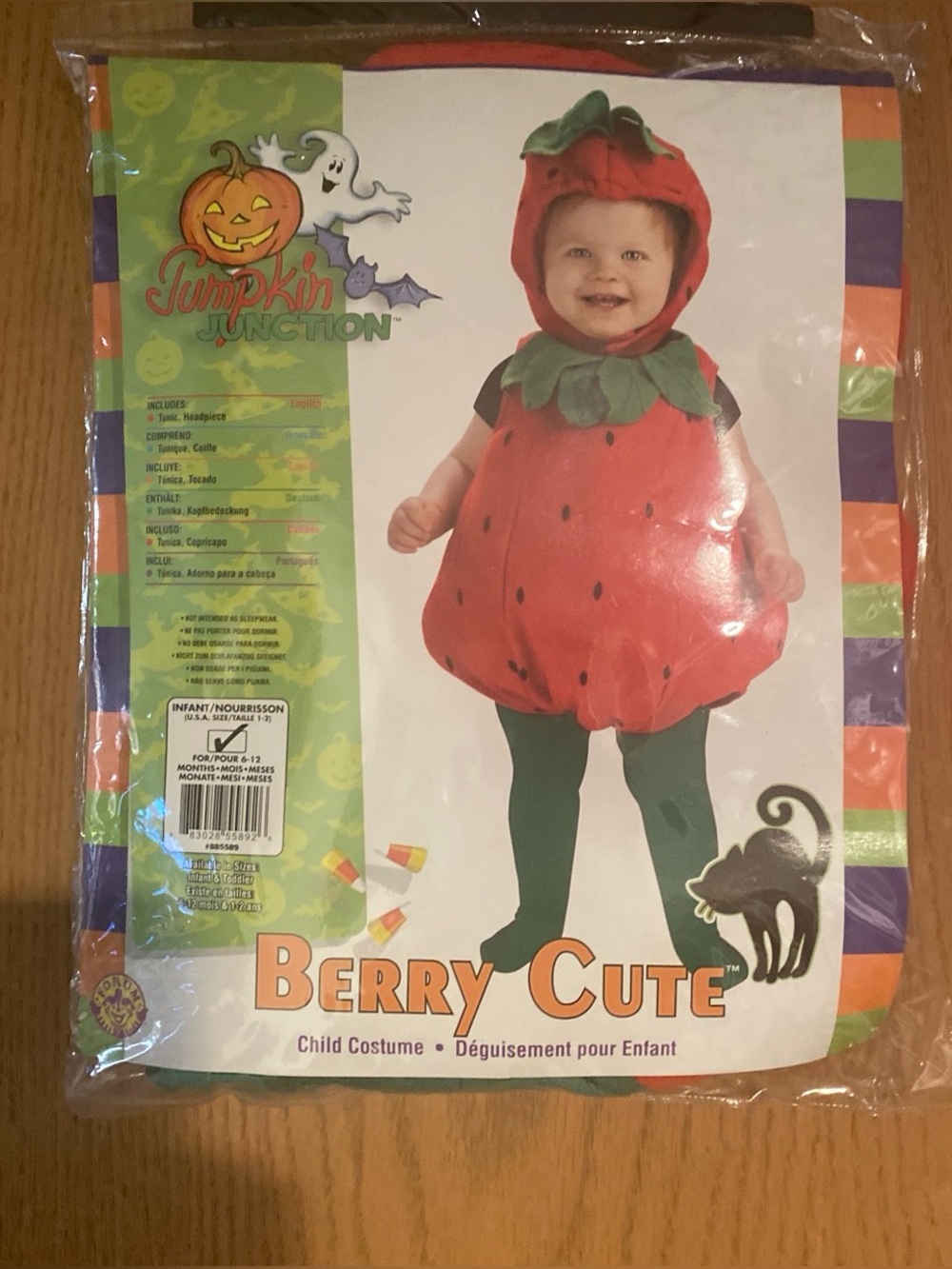 "Berry Cute" Red Strawberry baby Costume size 6-12 months new